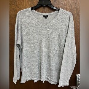 a.n.a Gray V-Neck Women’s Sweater Sz XL